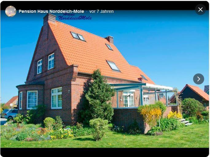 Pension Haus Norddeich Mole Exterior photo